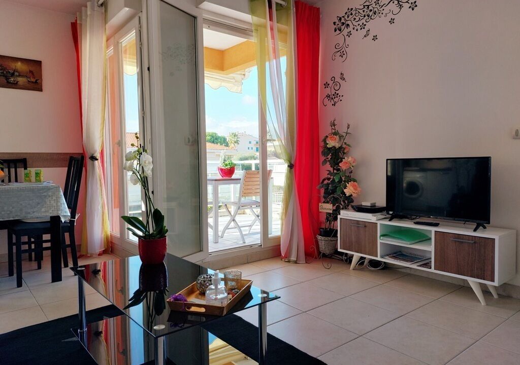 Photo of Livingroom in Plaine de la Brague