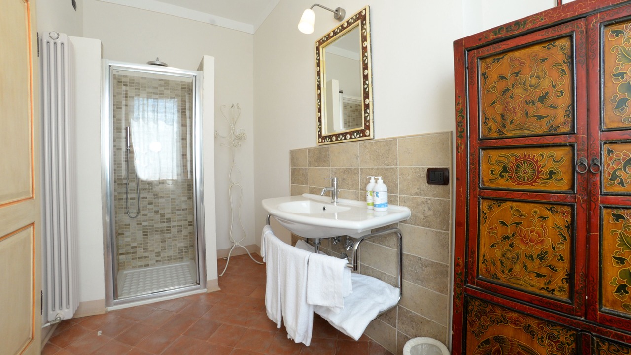 Photo of Bathroom in Paciano