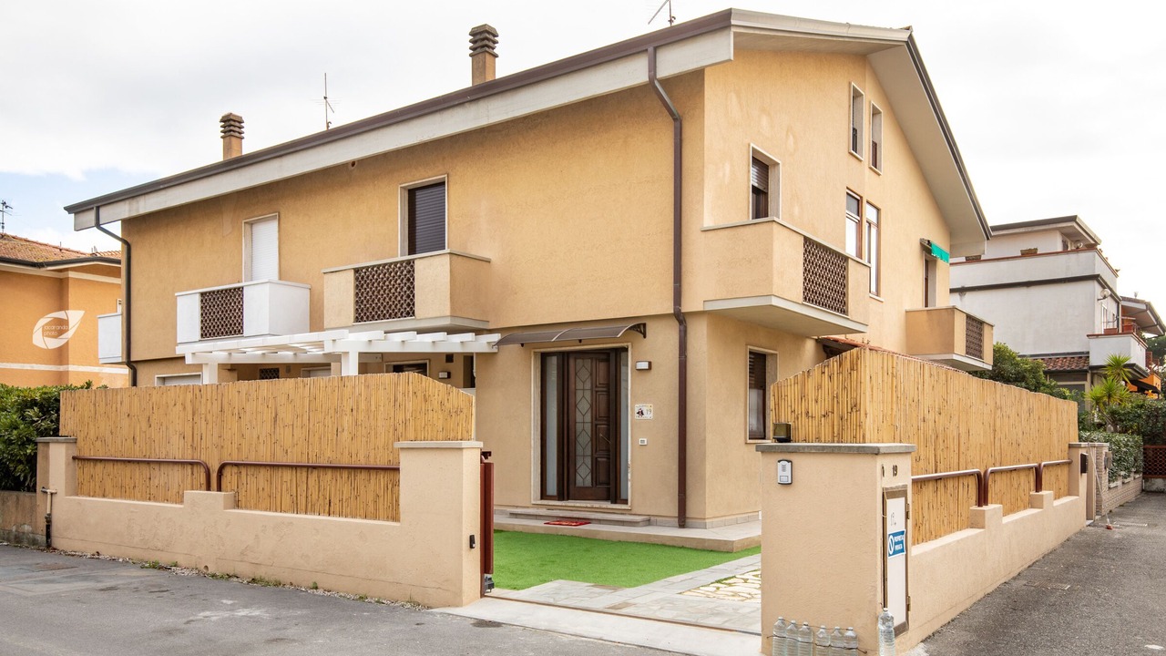 Photo of Outdoor in Torre del Lago Puccini