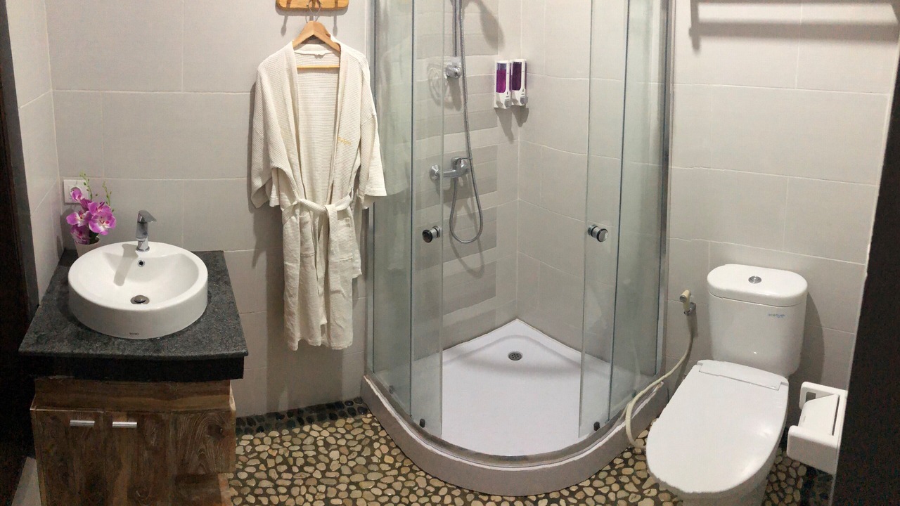 Photo of Bathroom in Pemogan