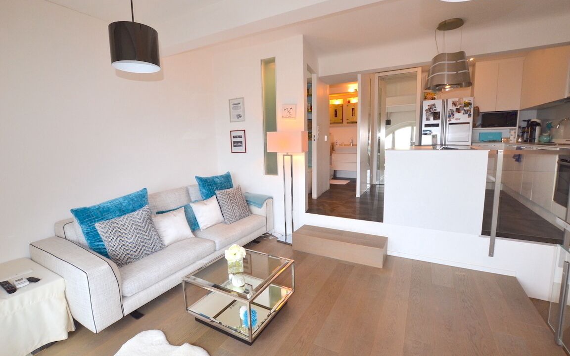 Photo of Livingroom in Beausoleil