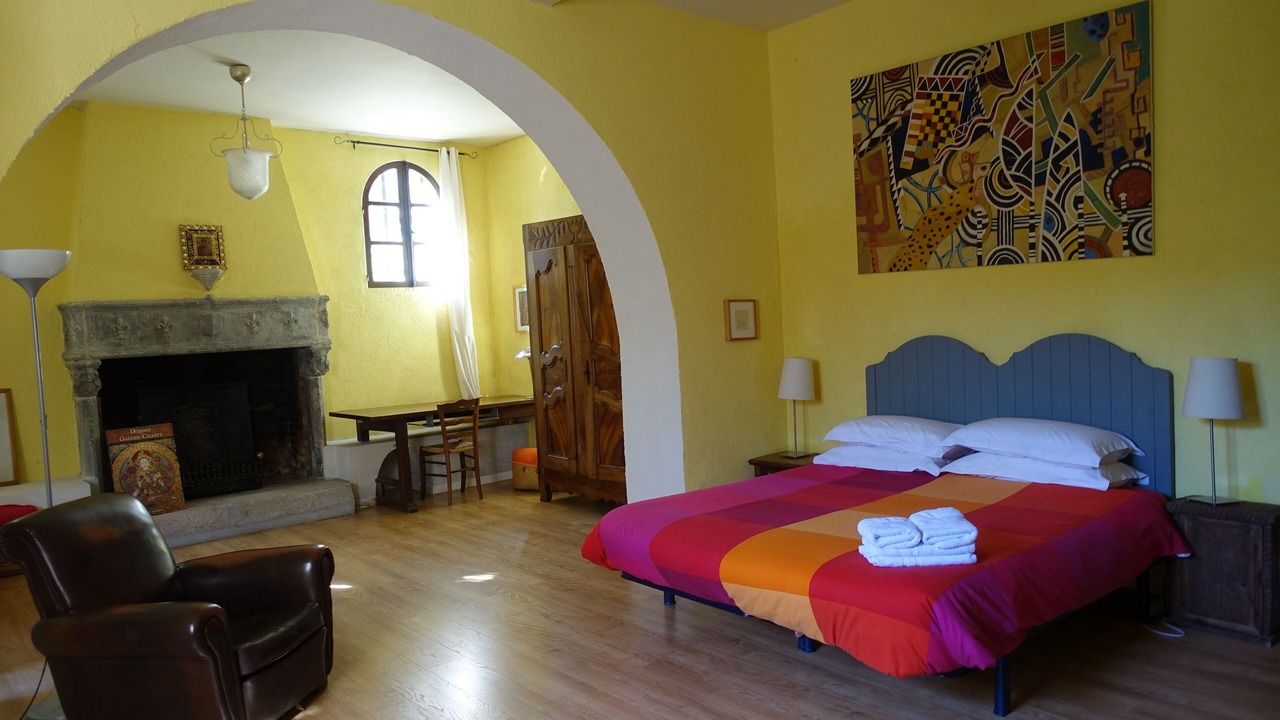Photo of Bedroom in Gairaut