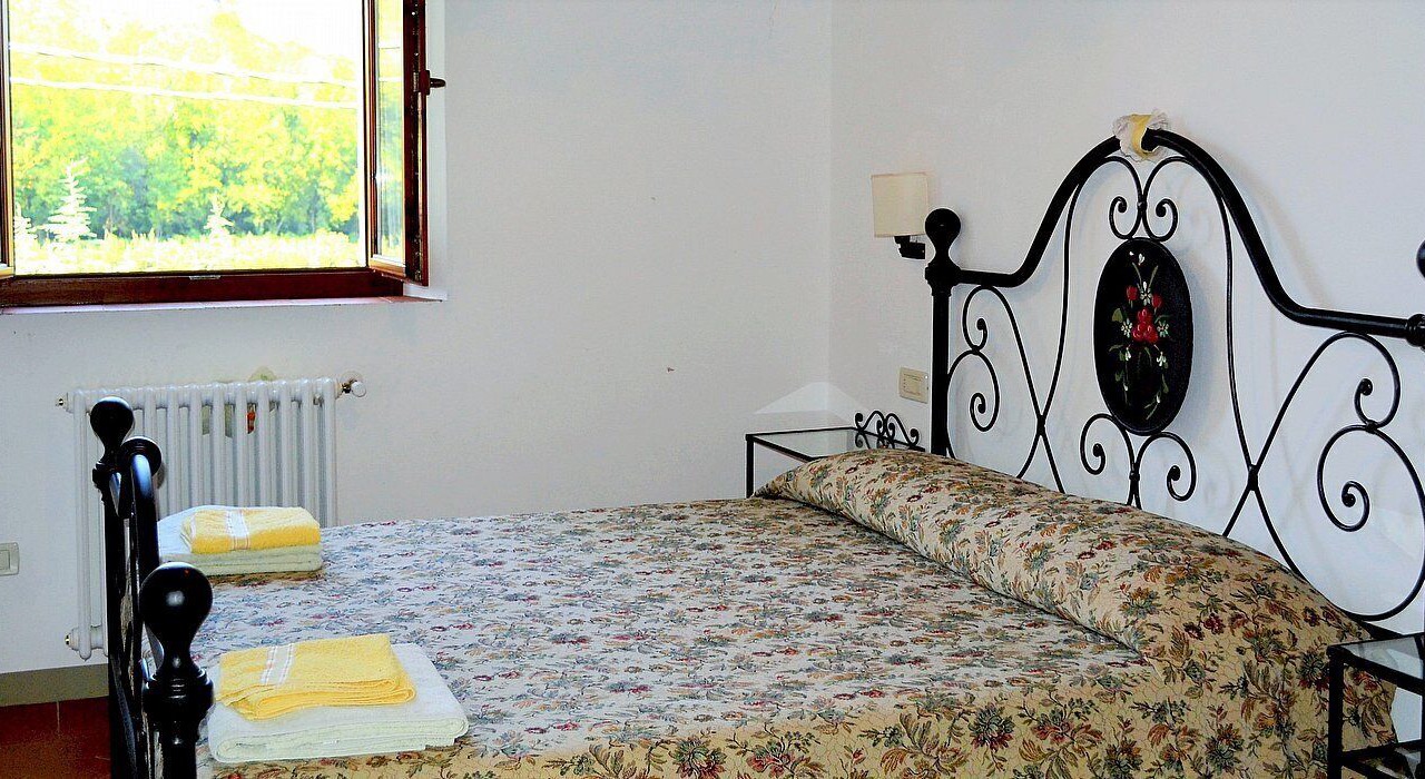 Photo of Bedroom in Serravalle Pistoiese