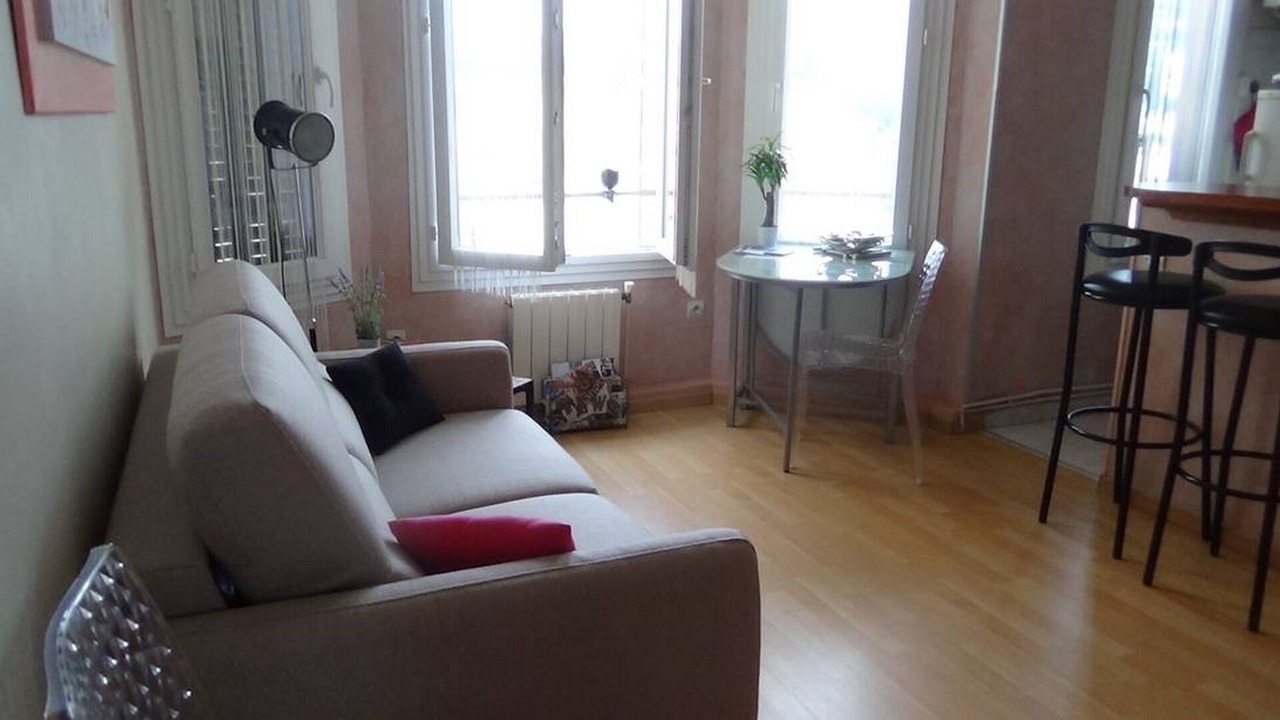 Photo of Livingroom in Prado - Republique