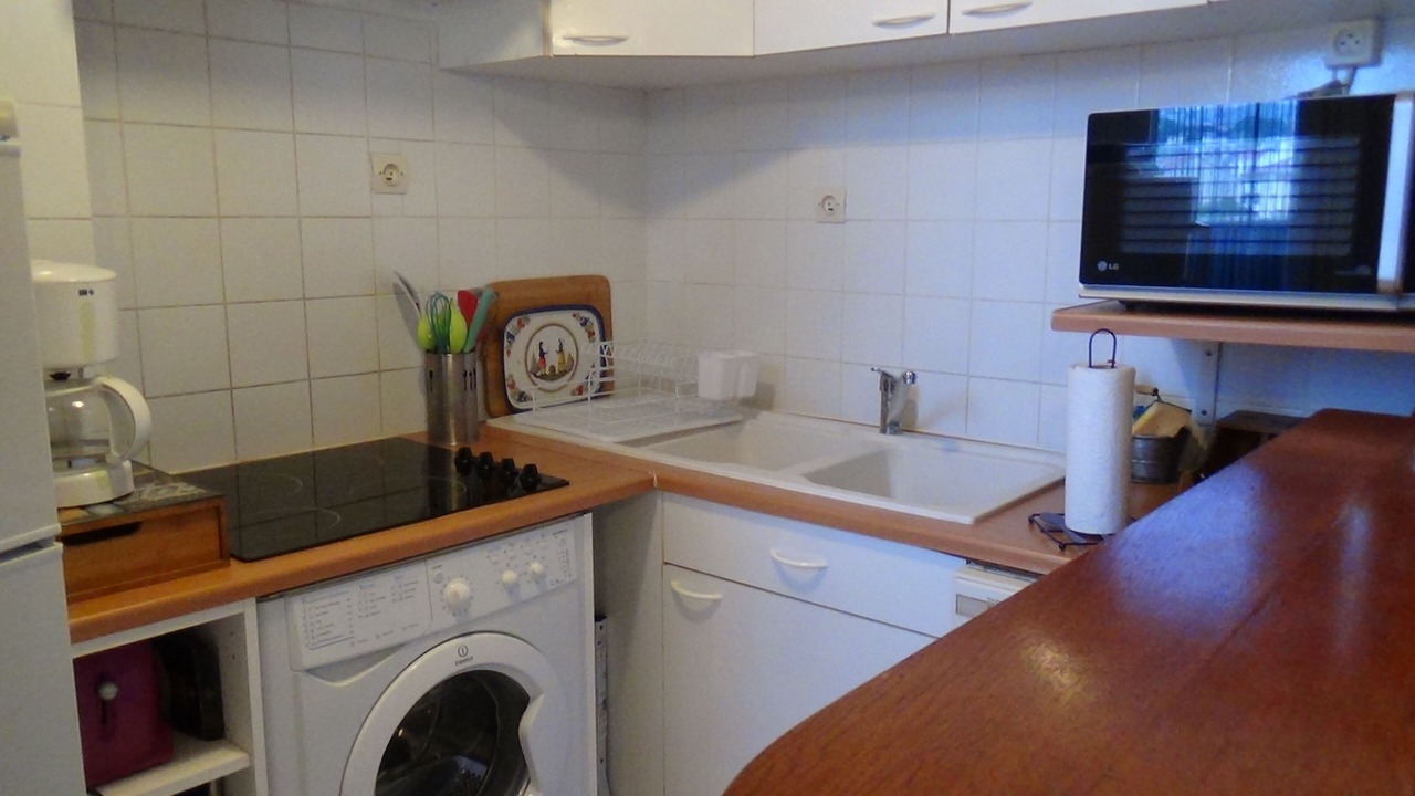 Photo of Kitchen in Prado - Republique