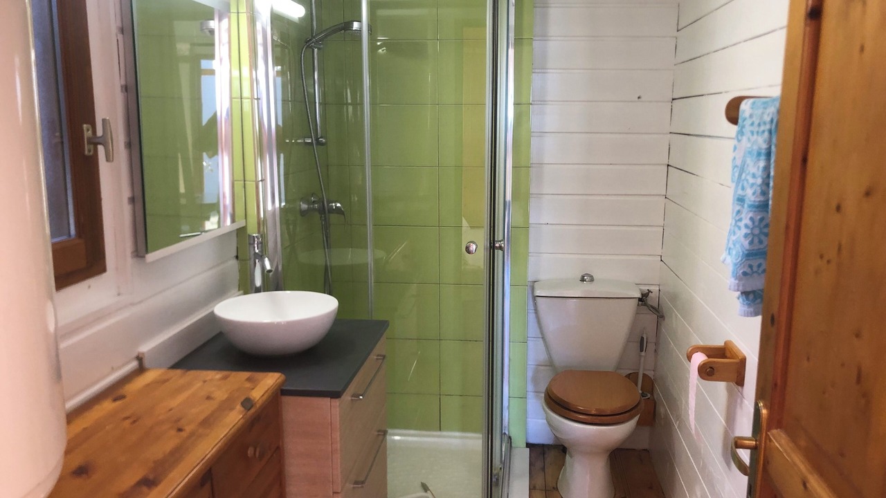 Photo of Bathroom in Saint Pierre de Feric
