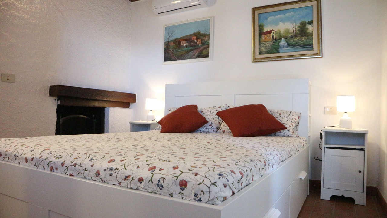 Photo of Bedroom in Pietrasanta