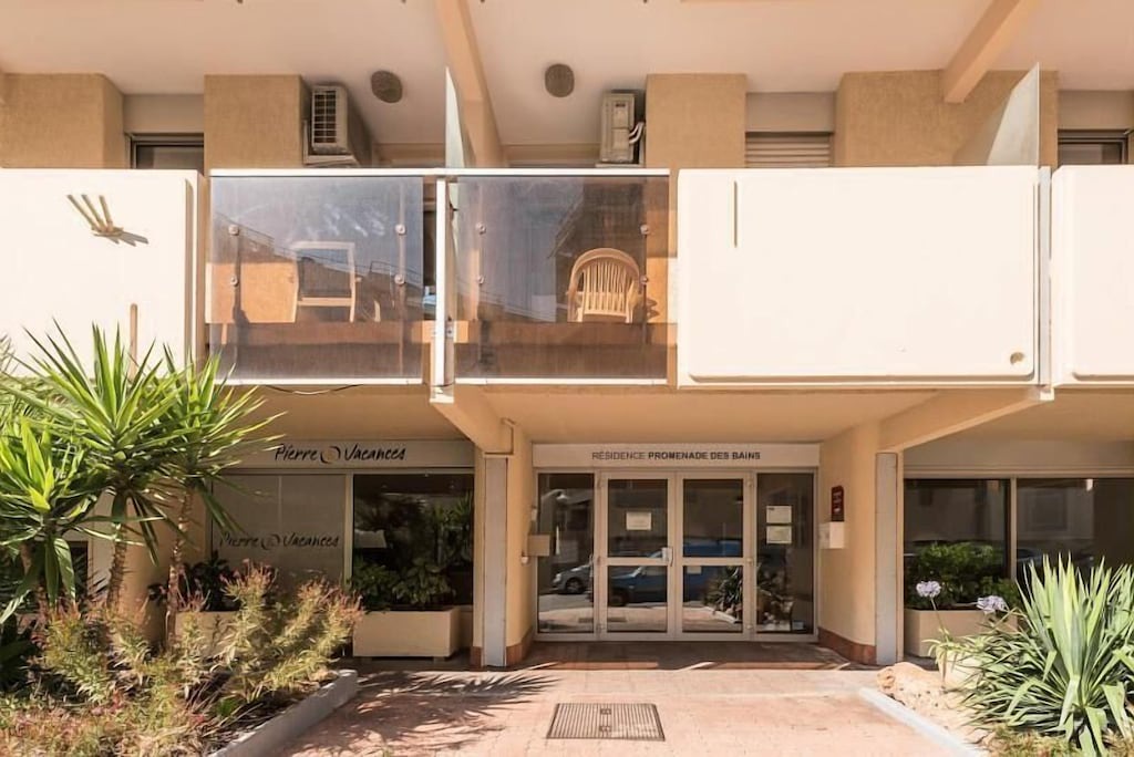 Photo of Buildings in Saint-Raphael