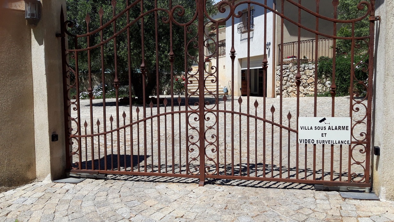 Photo of Outdoor in Tanneron