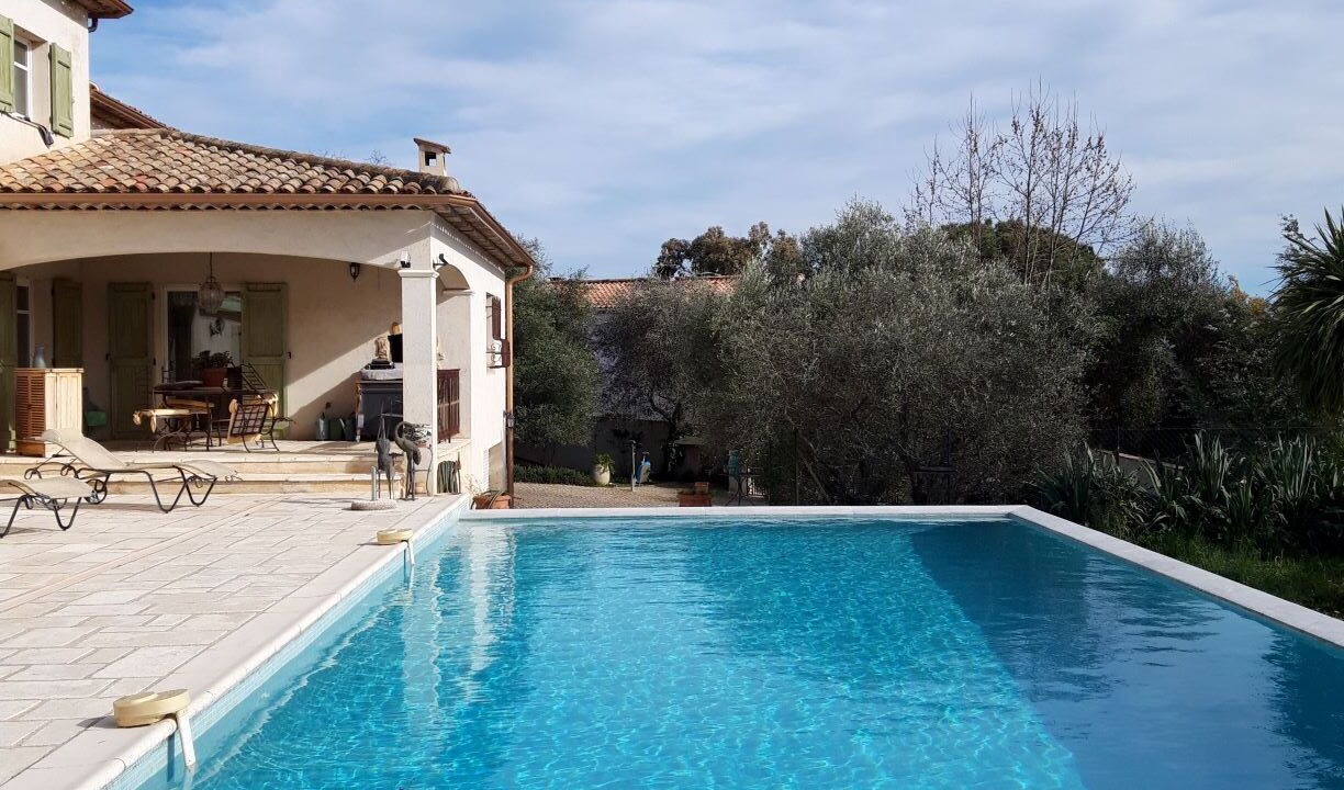 Photo of Outdoor in Tanneron