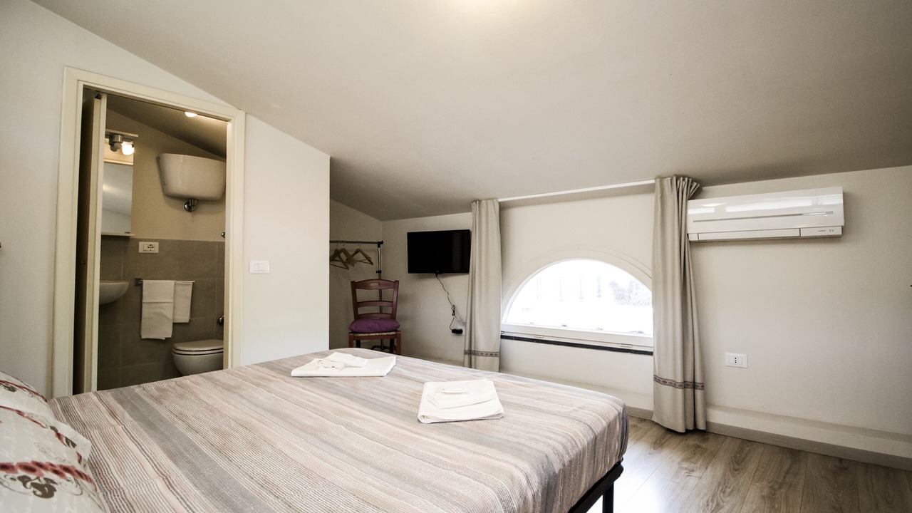 Photo of Bedroom in Pisa City Centre