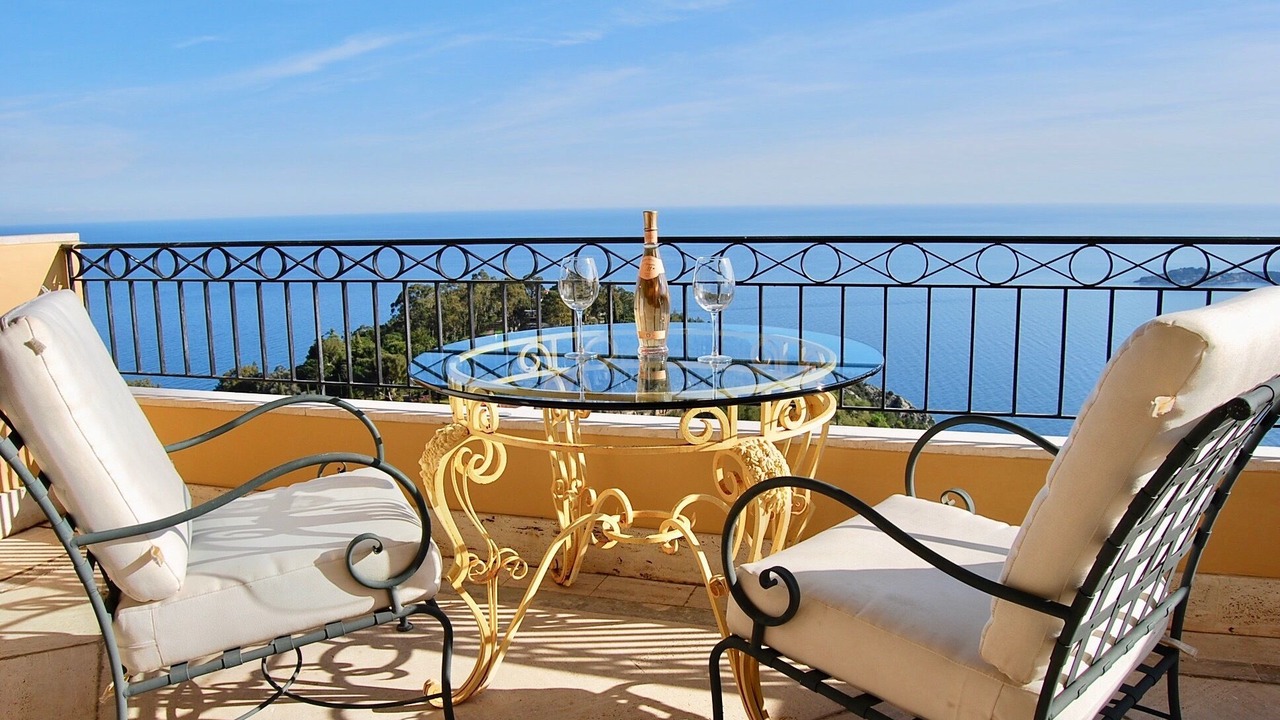 Photo of Others in Eze