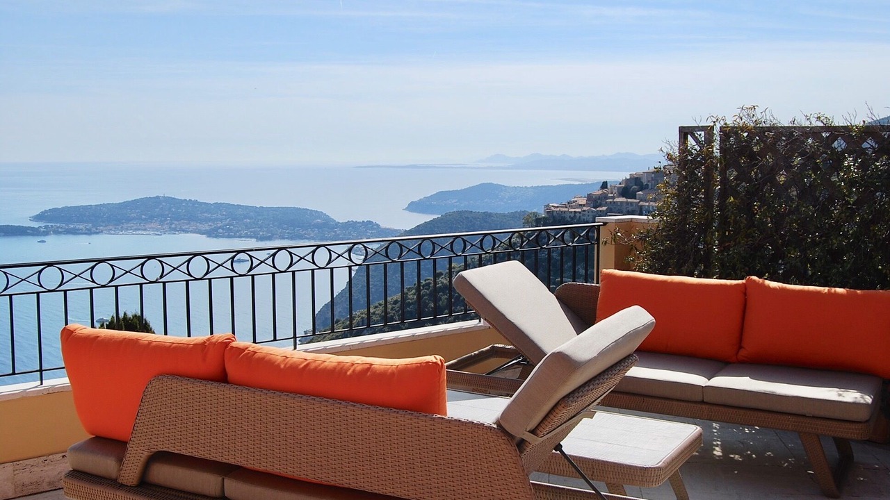Photo of Others in Eze