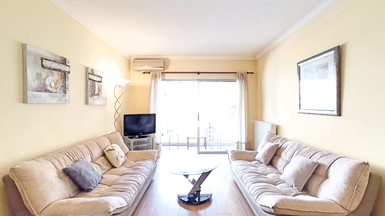 Photo of Livingroom in Cannes City Centre