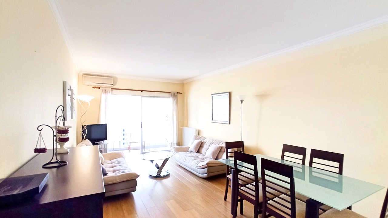 Photo of Livingroom in Cannes City Centre