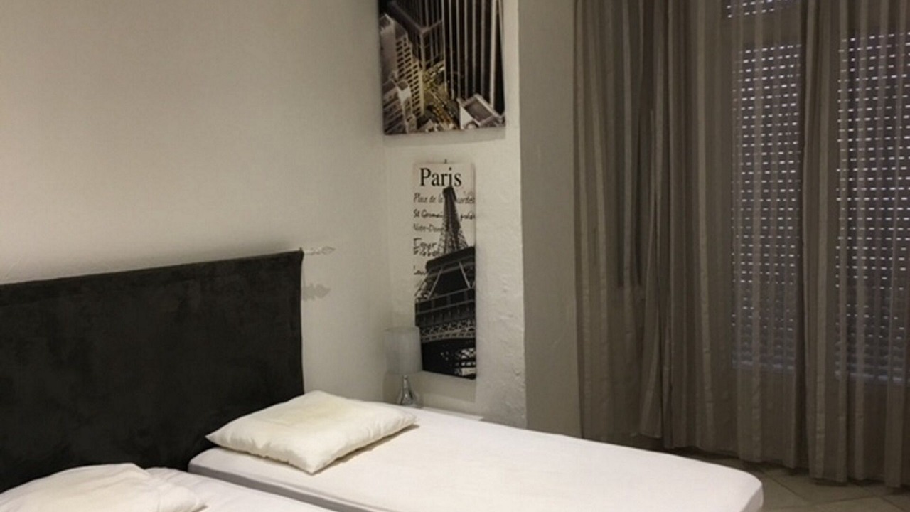 Photo of Bedroom in Prado - Republique