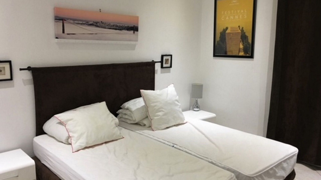 Photo of Bedroom in Prado - Republique