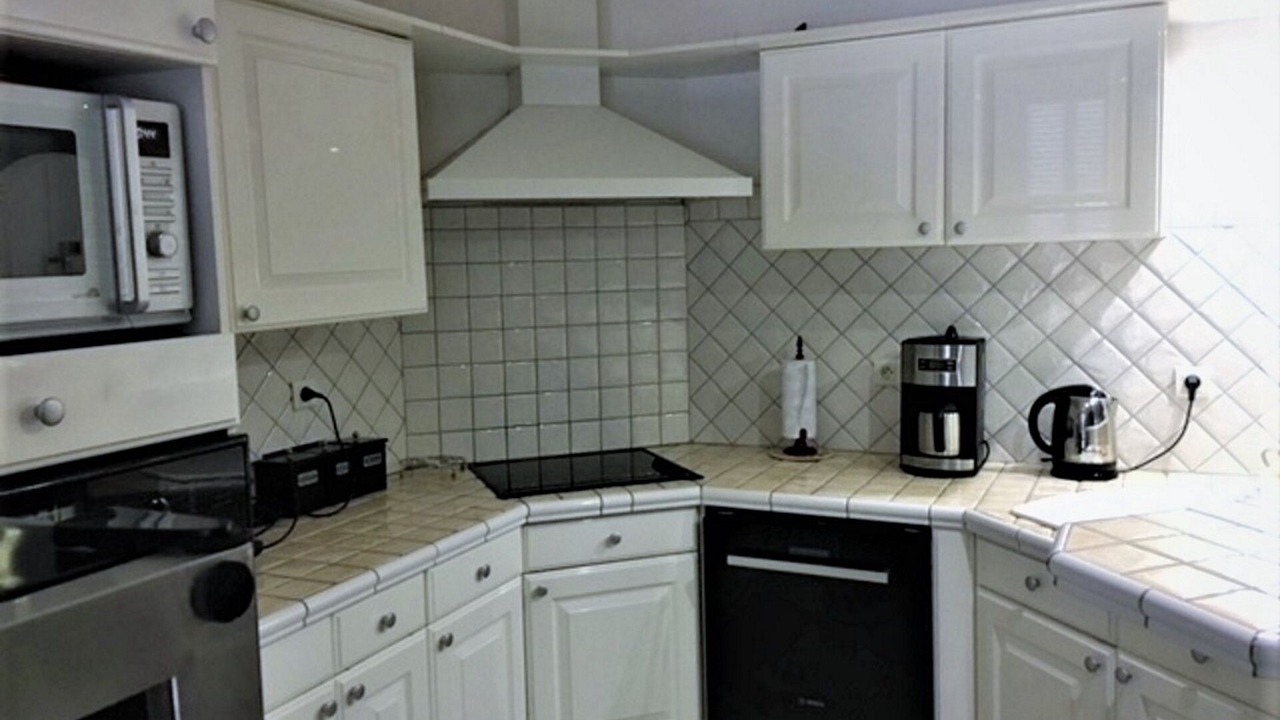 Photo of Kitchen in Prado - Republique
