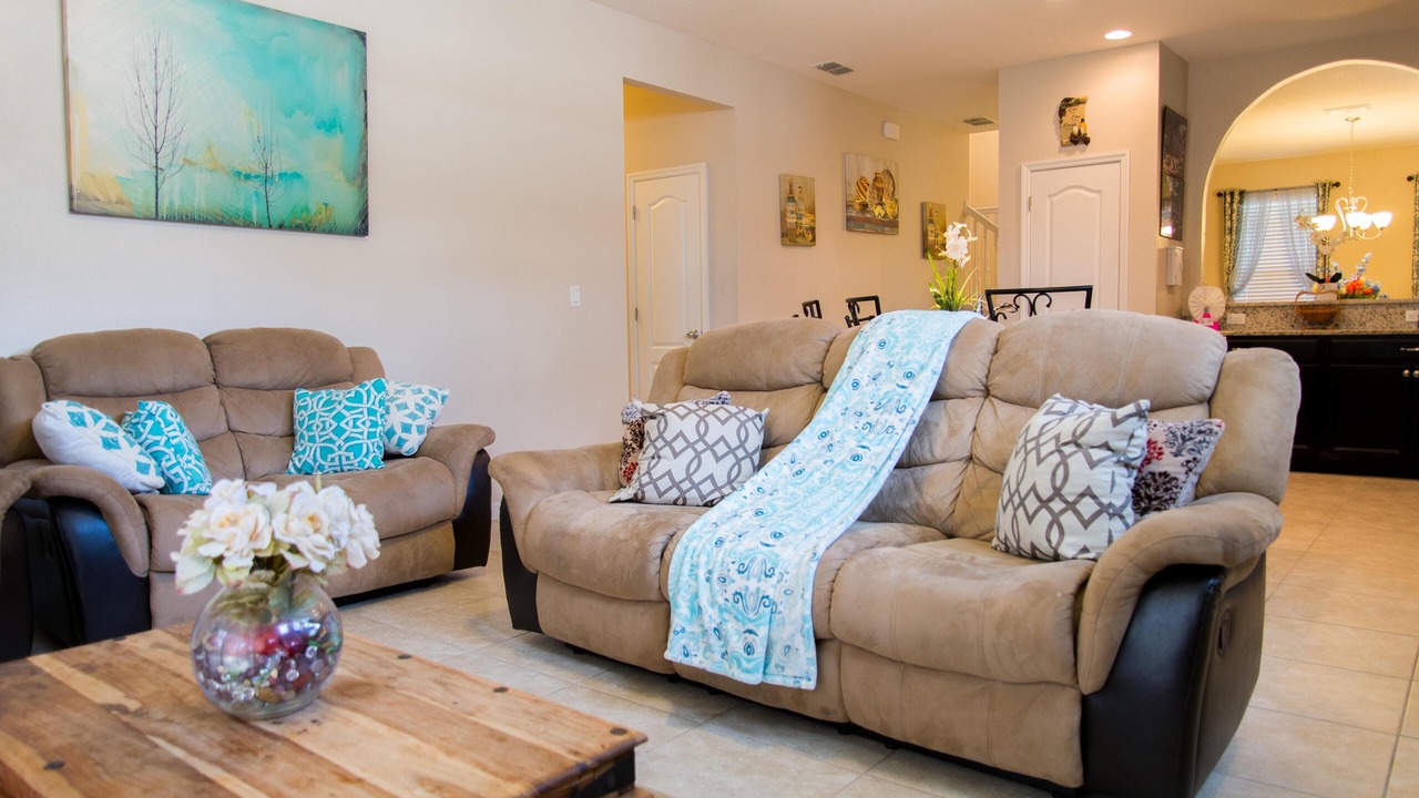 Photo of Livingroom in Trafalgar Village