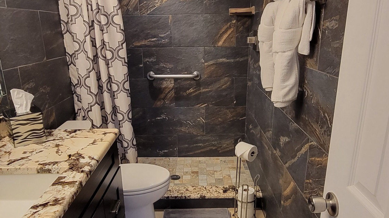 Photo of Bathroom in Ventura