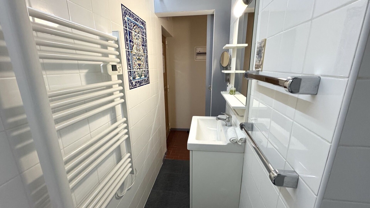 Photo of Bathroom in Old Town