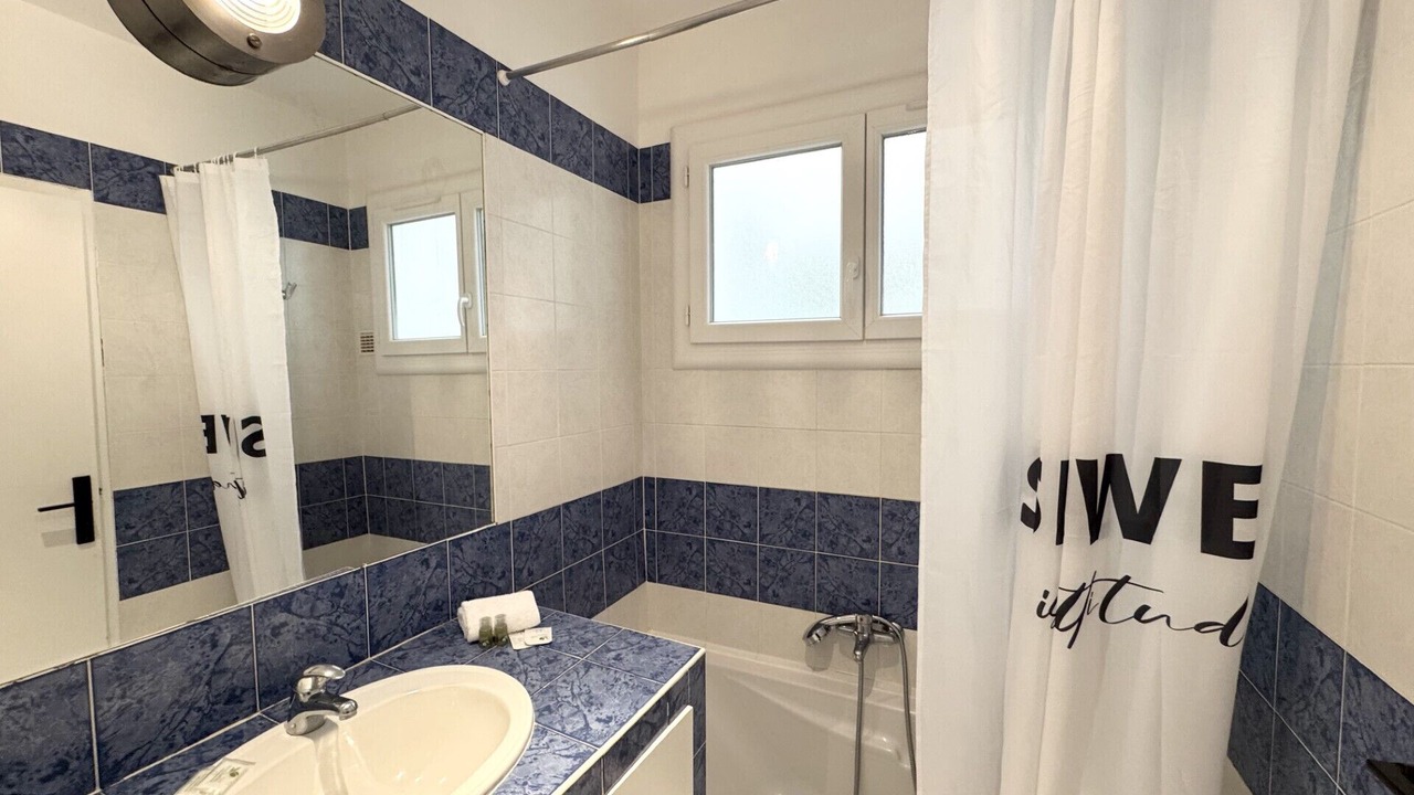 Photo of Bathroom in Gambetta