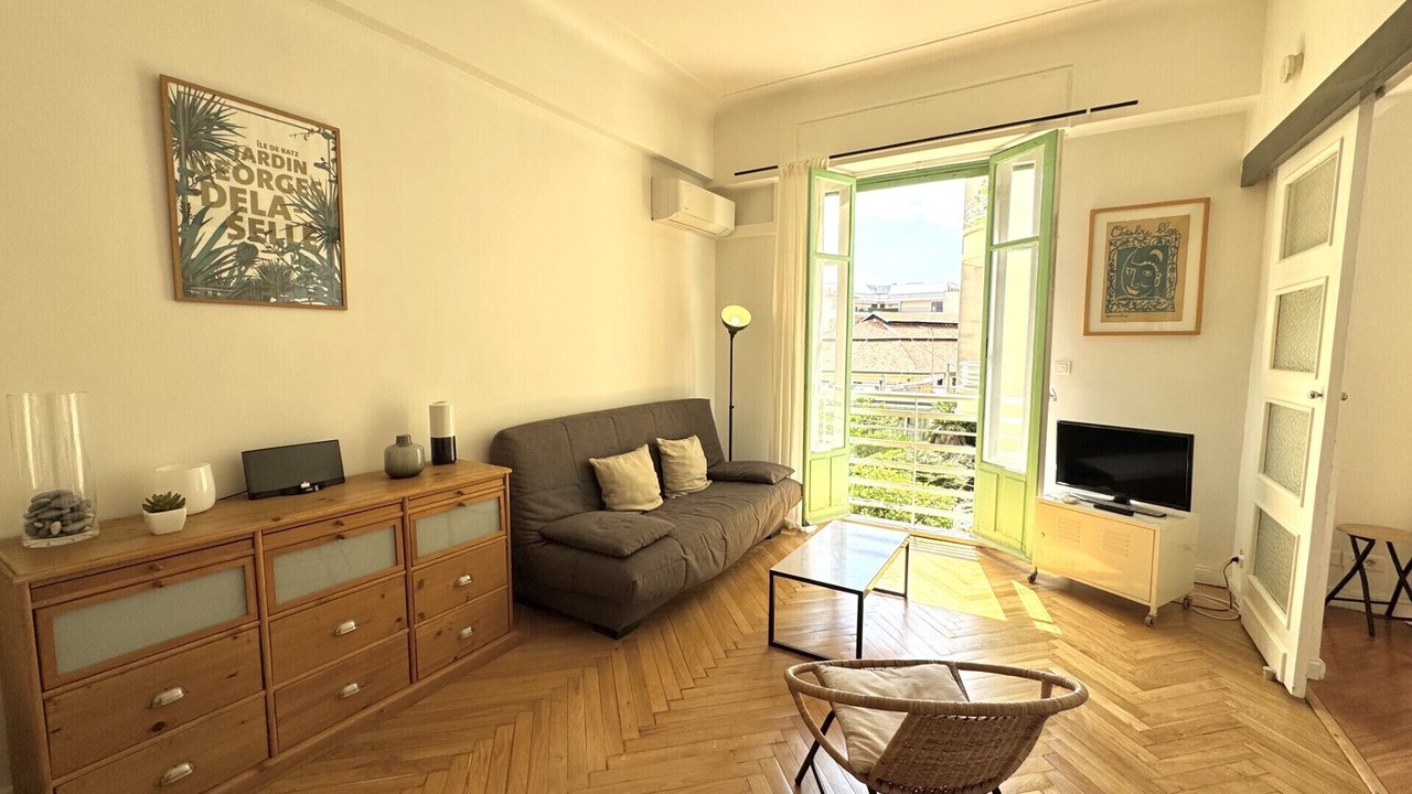 Photo of Livingroom in Gambetta