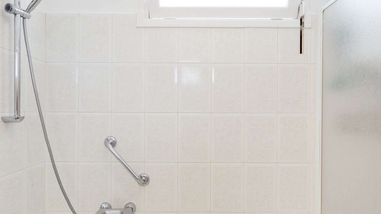 Photo of Bathroom in Carnot