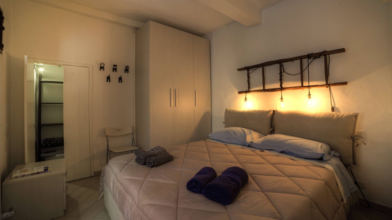 Photo of Bedroom in Siena City Centre