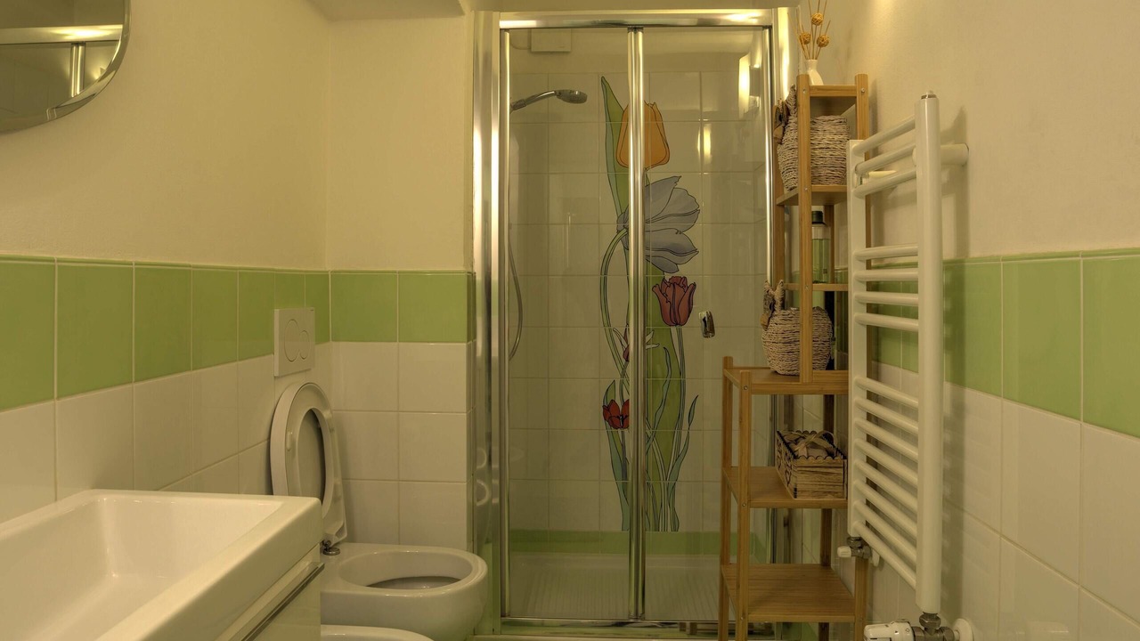 Photo of Bathroom in Siena City Centre
