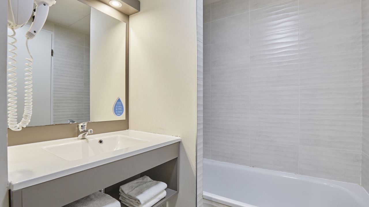Photo of Bathroom in Cavalaire-sur-Mer
