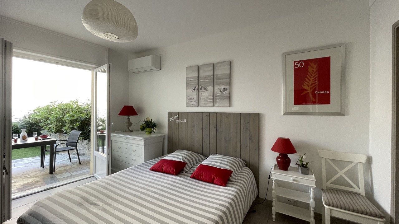 Photo of Bedroom in Riou - Petit Juas - Av de Grasse