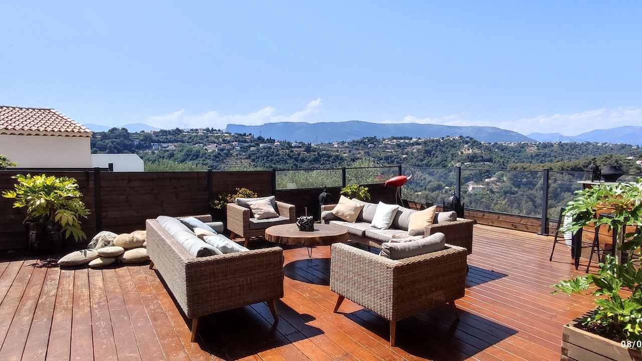 Photo of Patio Balcony in Saint Pierre de Feric
