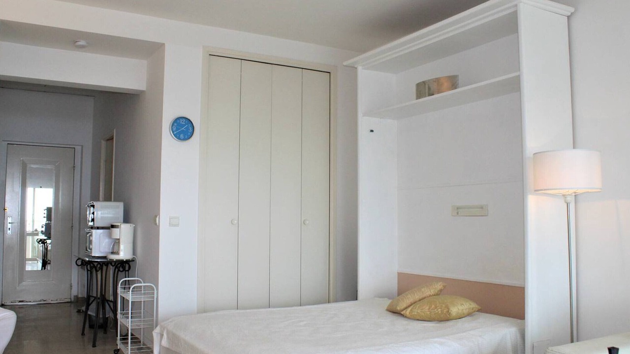Photo of Bedroom in Villeneuve Loubet Beach