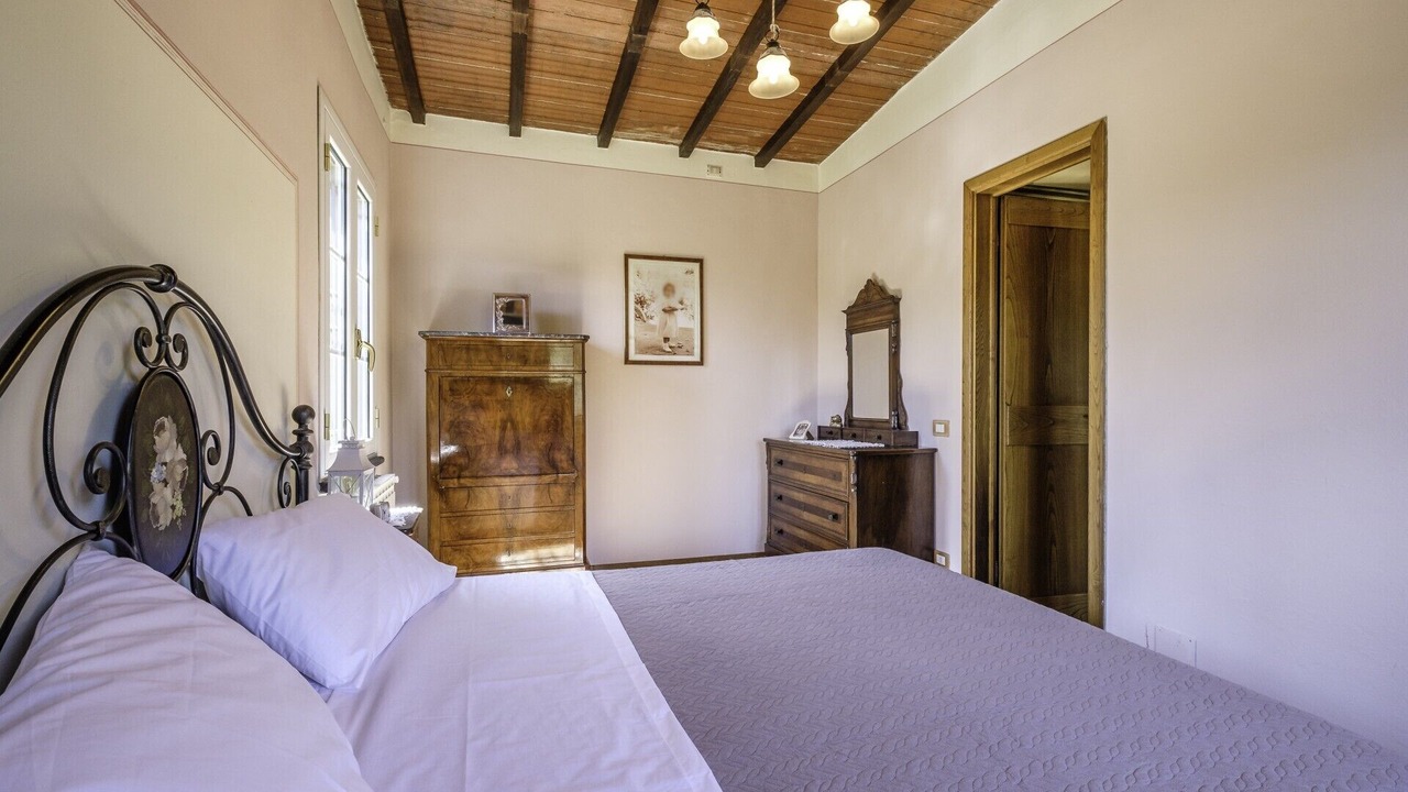 Photo of Bedroom in Villabuona