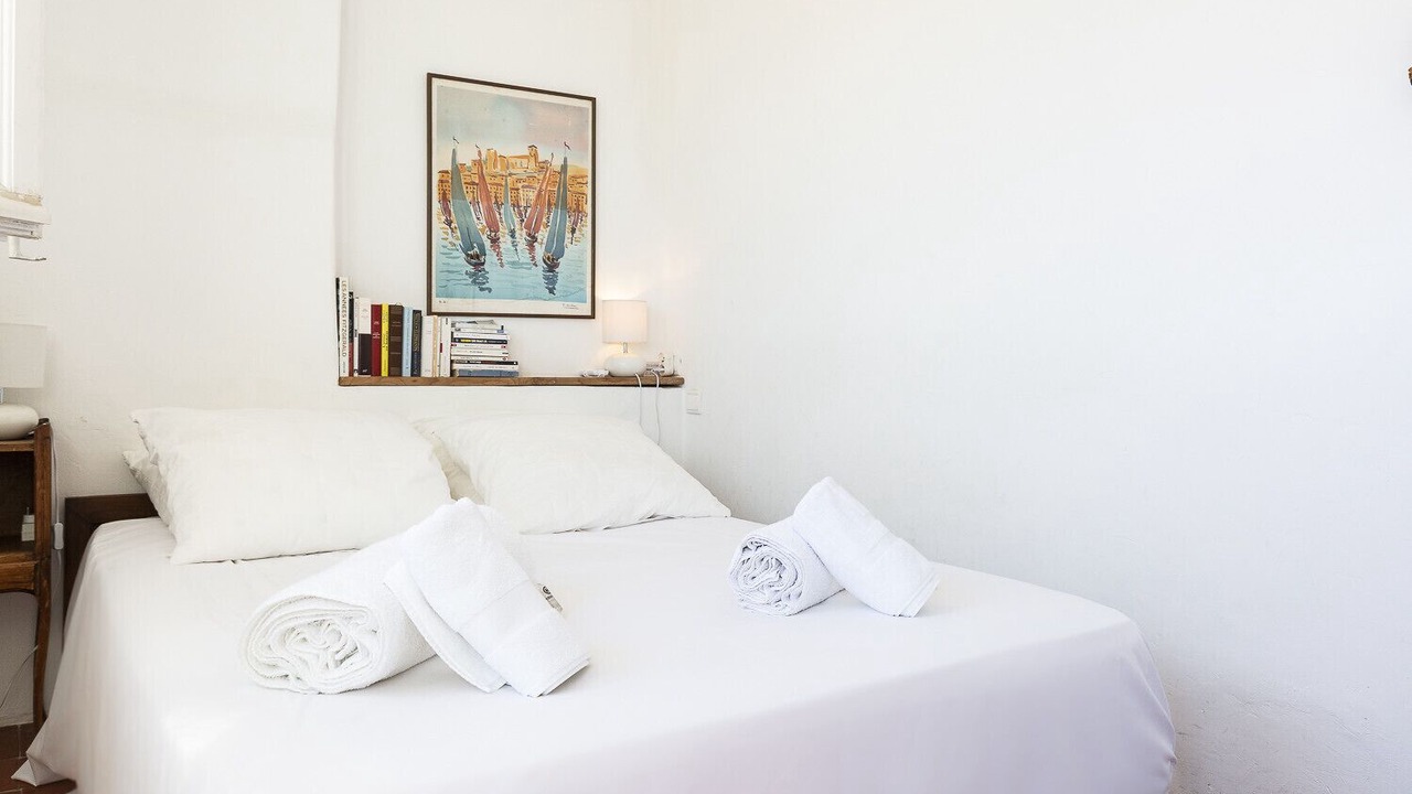 Photo of Bedroom in Antibes Old Town