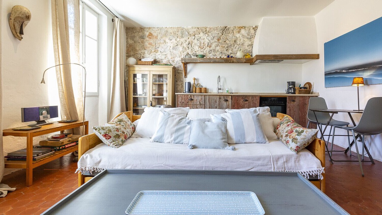 Photo of Livingroom in Antibes Old Town