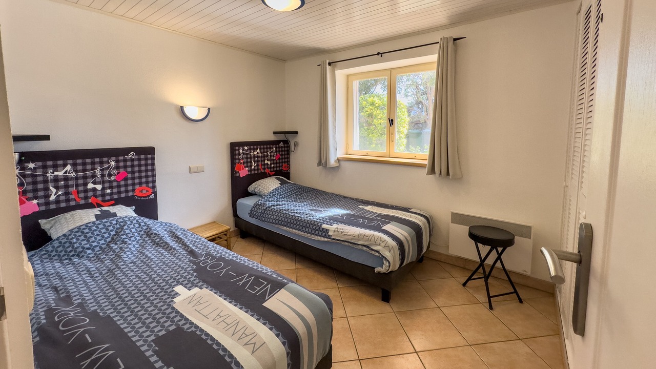 Photo of Bedroom in Mandelieu-La-Napoule