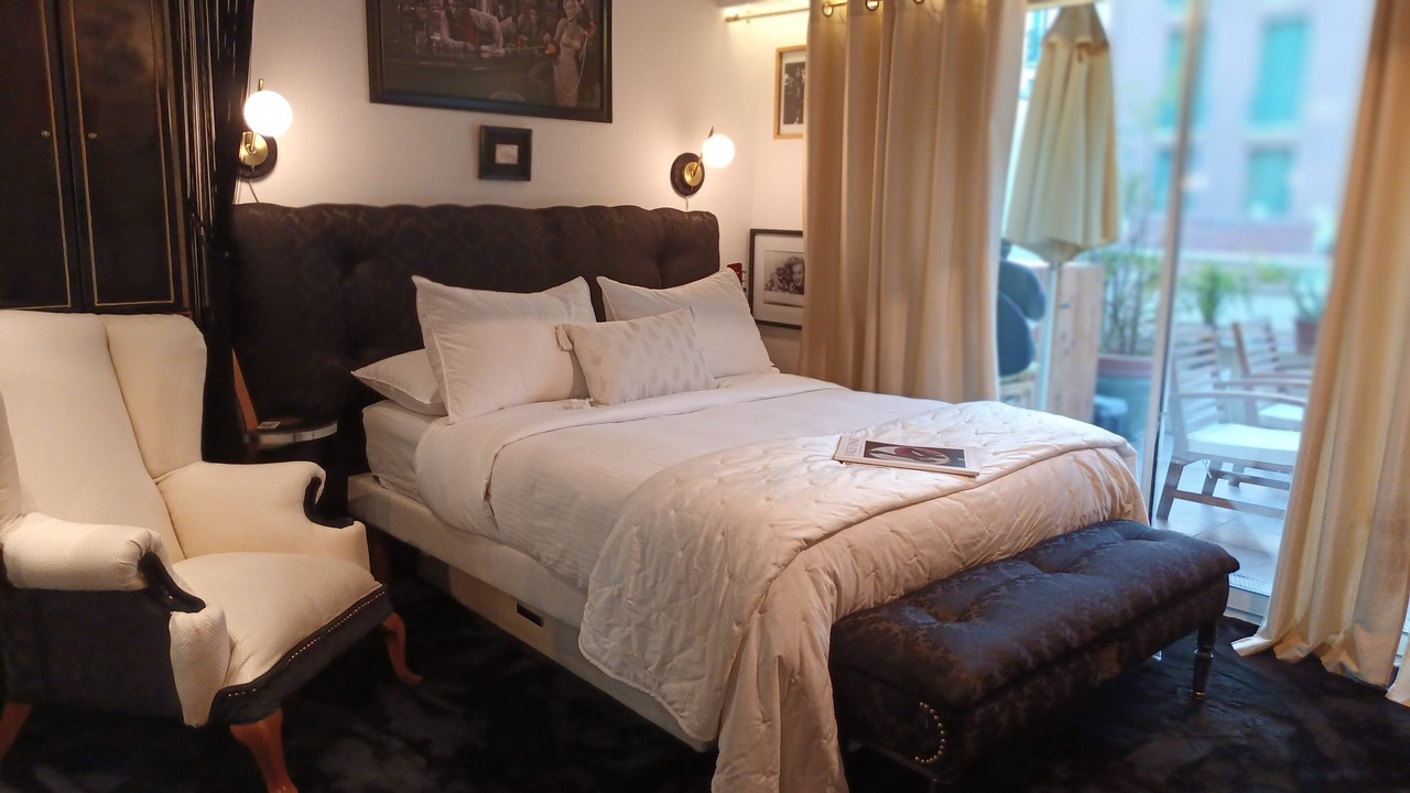 Photo of Bedroom in Beausoleil