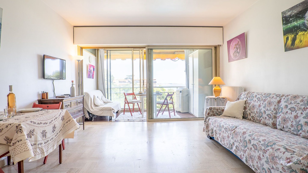 Photo of Livingroom in La Croix des Gardes