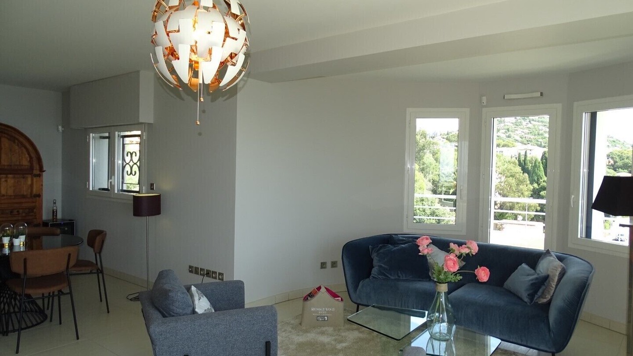 Photo of Livingroom in Antheor