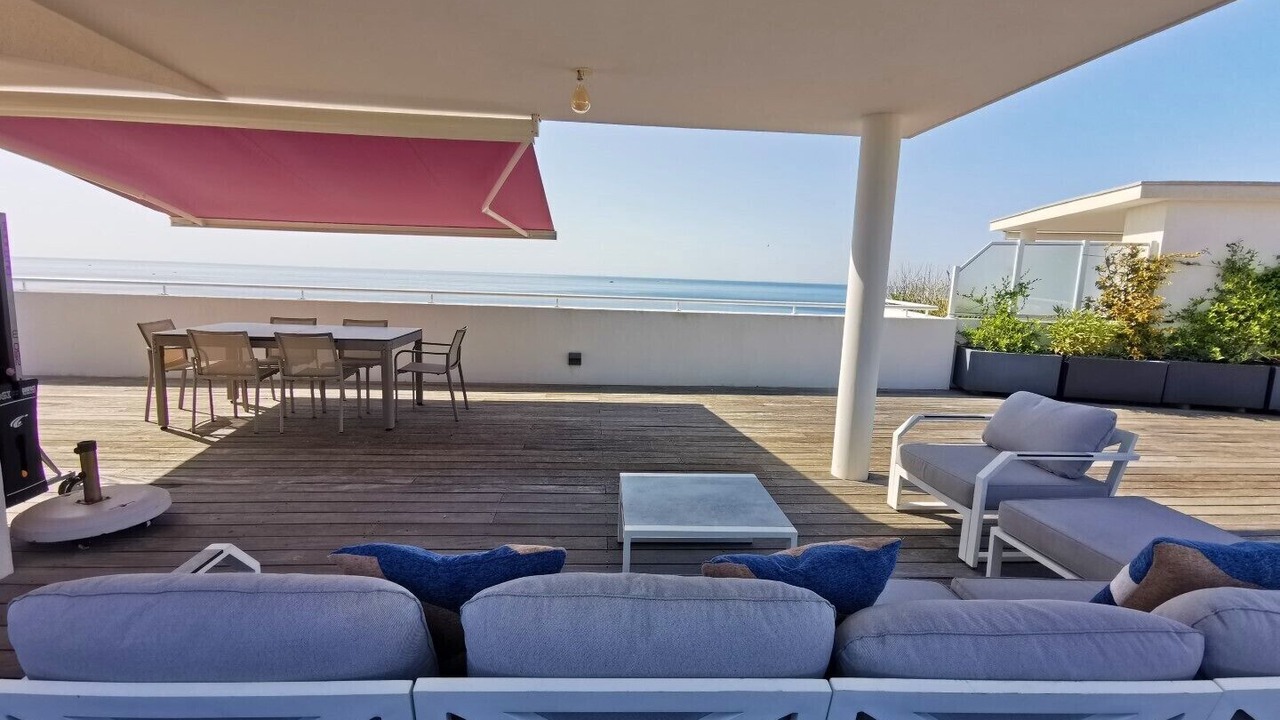 Photo of Outdoor in Antheor