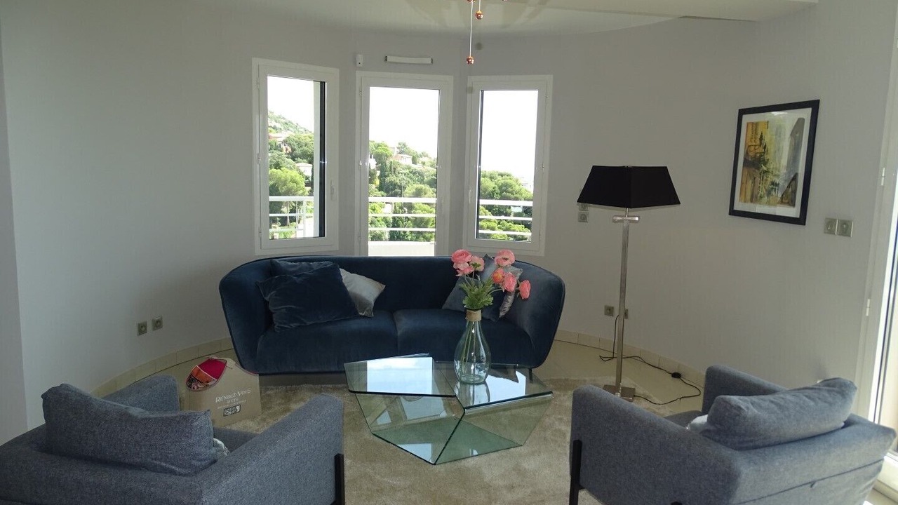 Photo of Livingroom in Antheor
