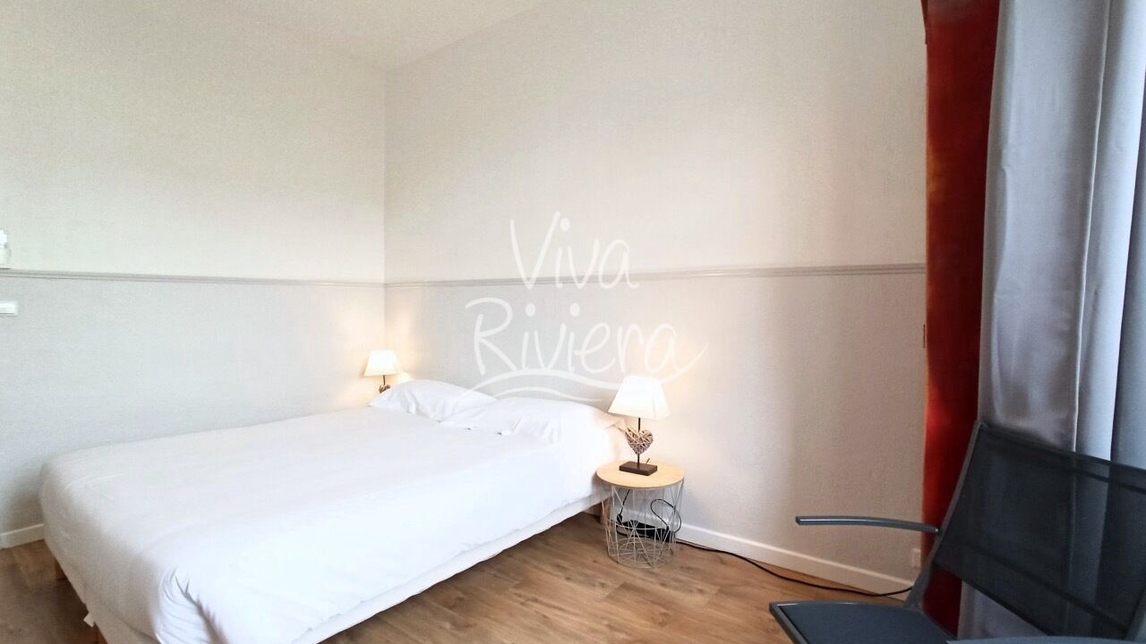 Photo of Bedroom in Cannes City Centre