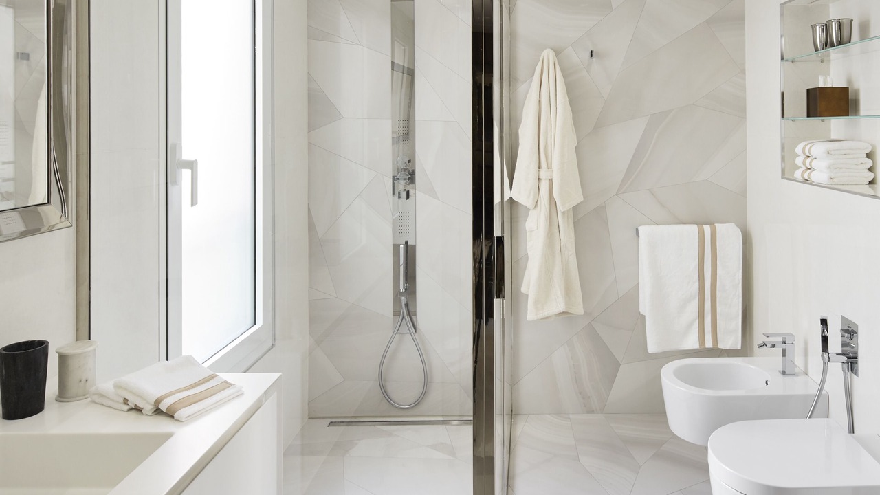 Photo of Bathroom in Cannes City Centre