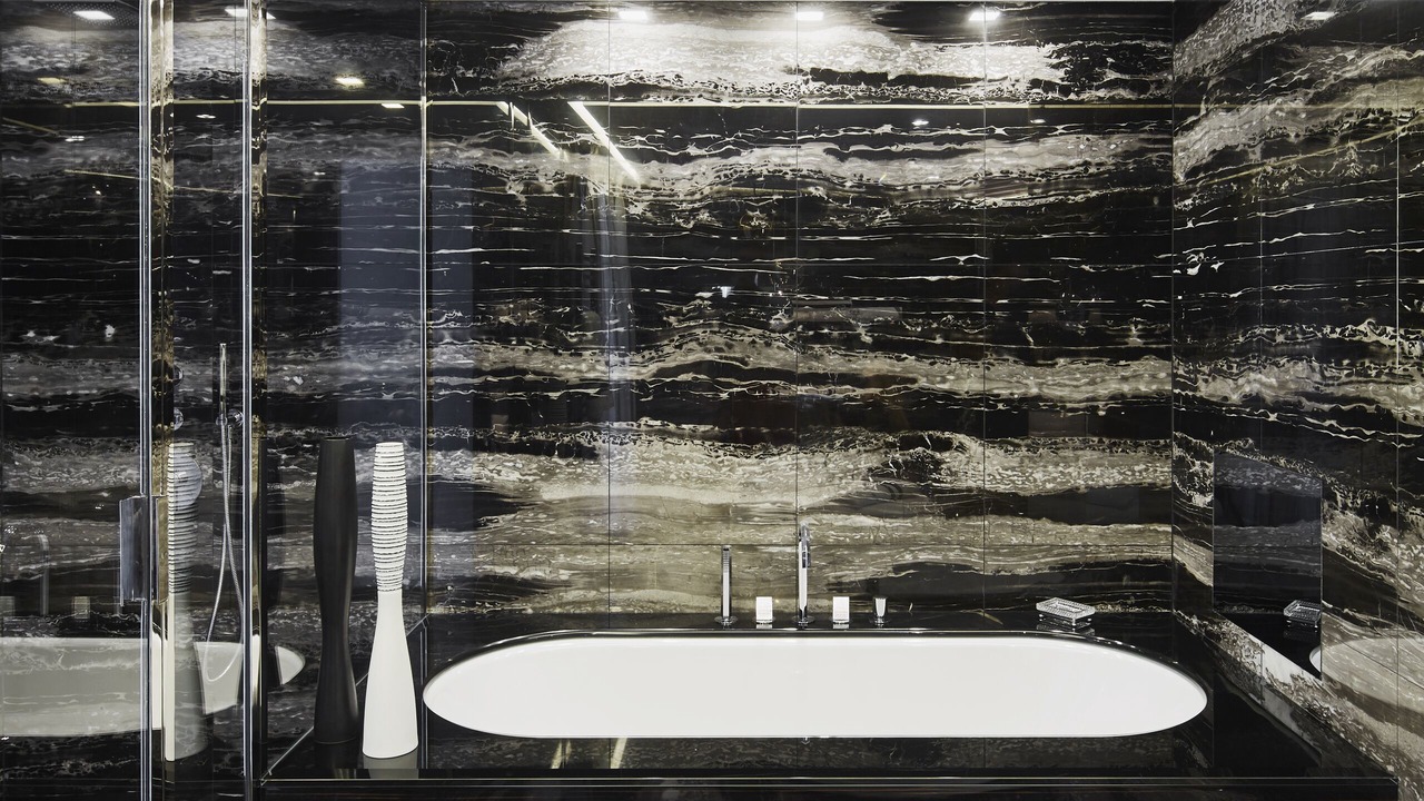 Photo of Bathroom in Cannes City Centre