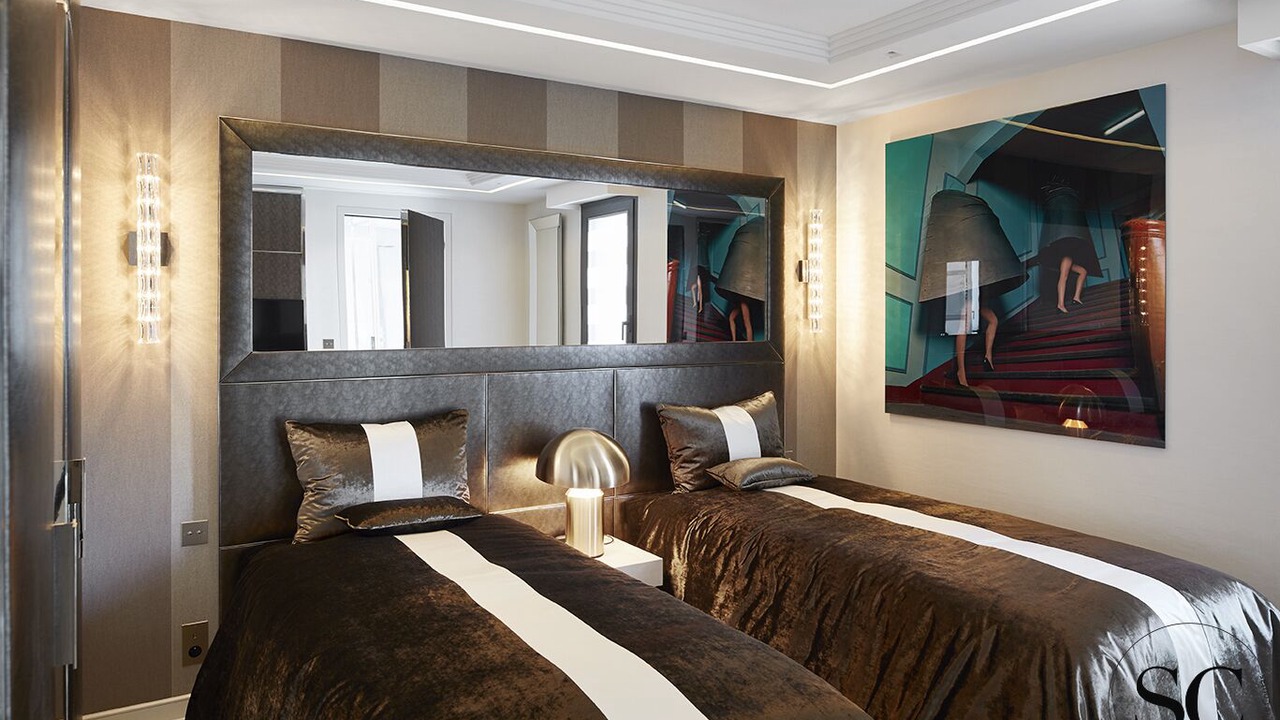 Photo of Bedroom in Cannes City Centre