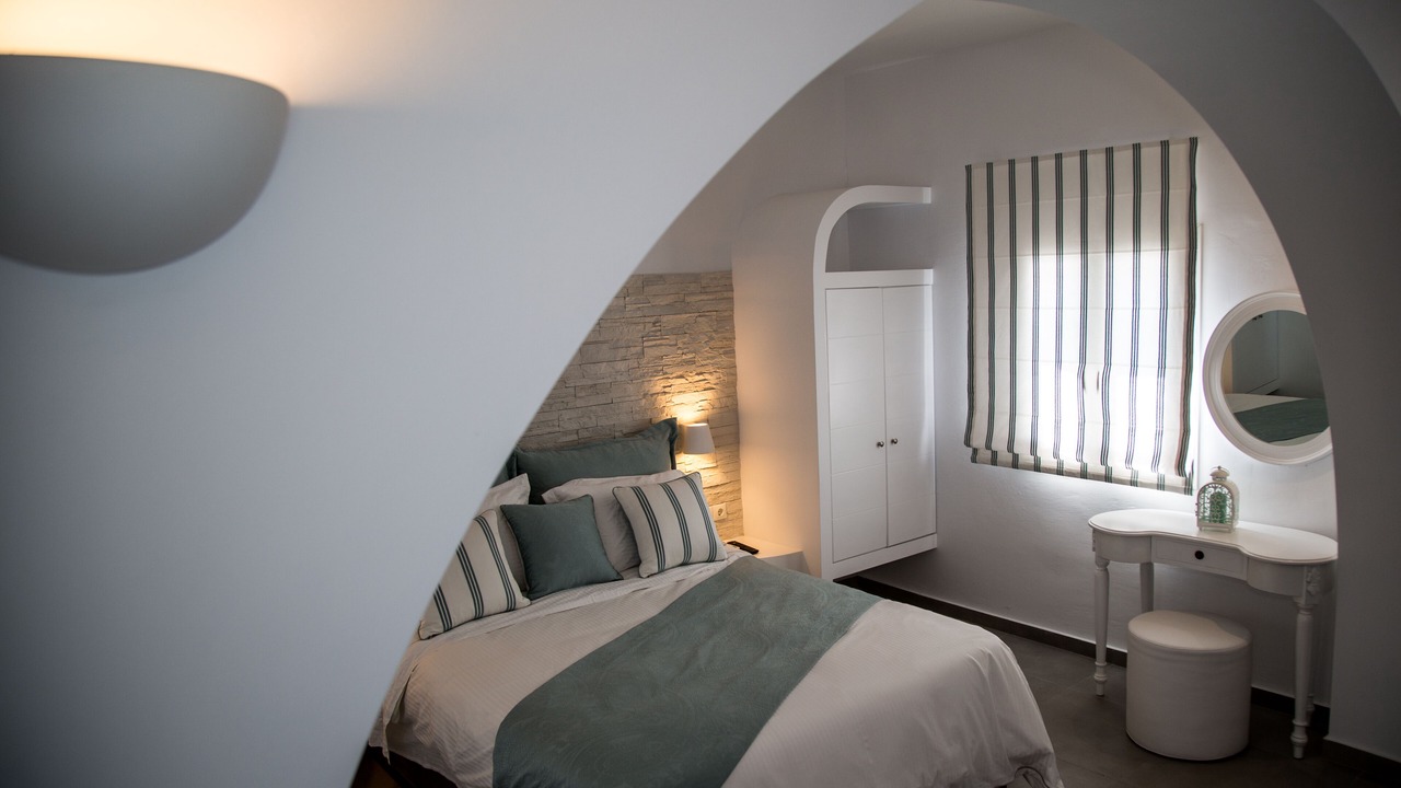 Photo of Bedroom in Imerovigli