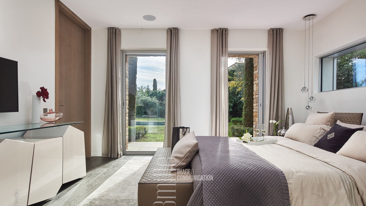 Photo of Bedroom in Cap-d'Antibes