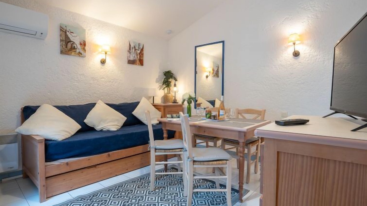 Photo of Bedroom in Boulouris-sur-Mer